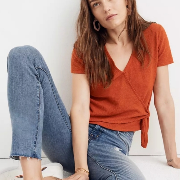 **SOLD**Texture & Thread Wrap-Tie Top - Picture 2 of 8